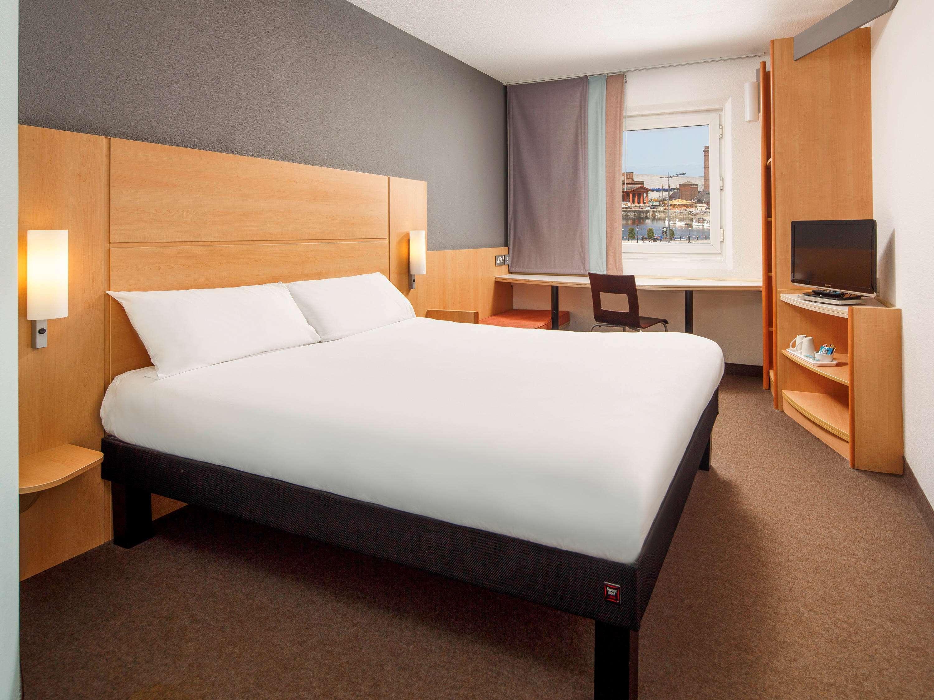 Ibis London Thurrock M25 Grays Экстерьер фото