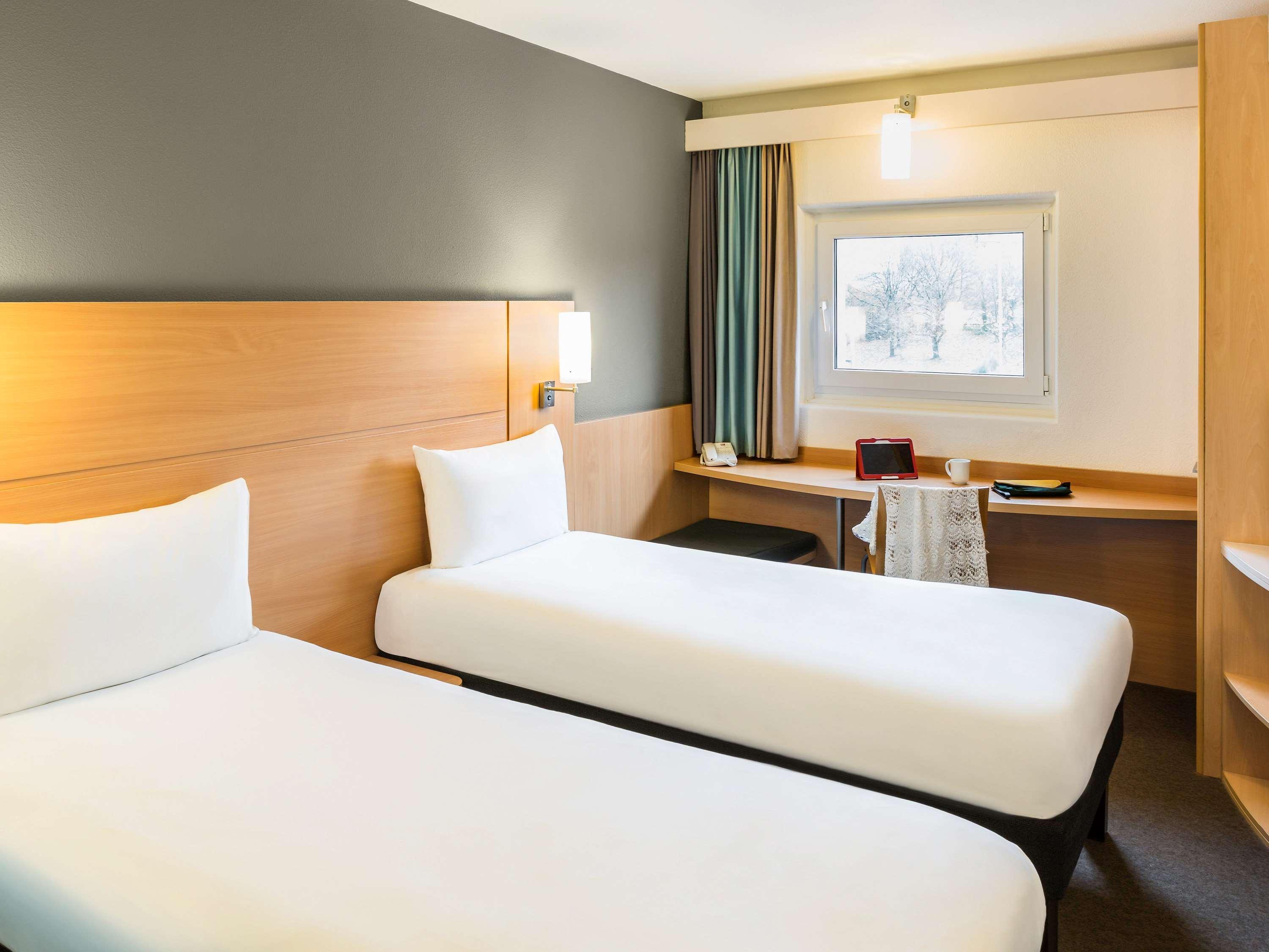 Ibis London Thurrock M25 Grays Экстерьер фото