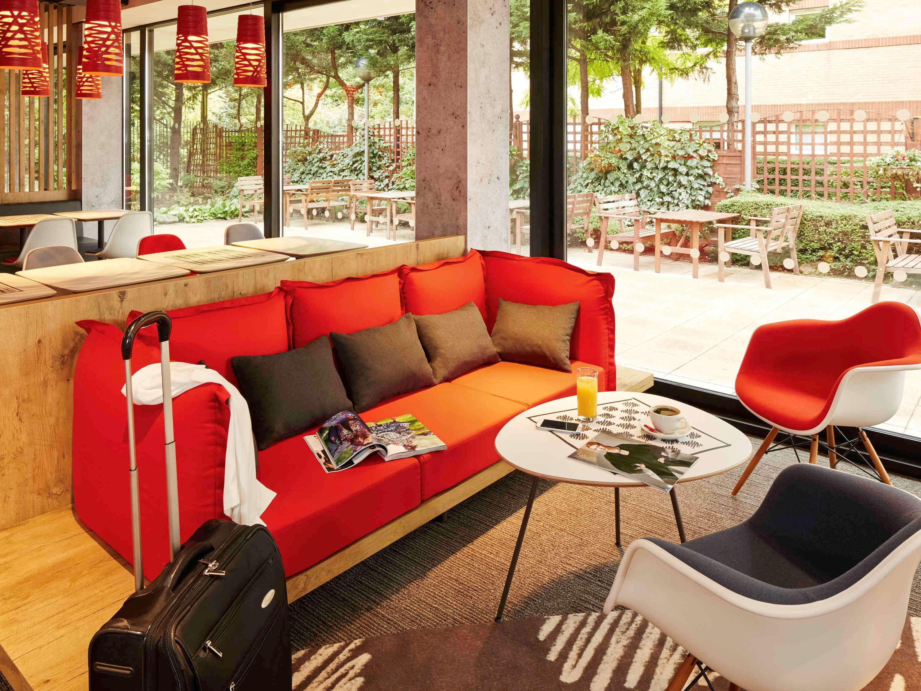 Ibis London Thurrock M25 Grays Экстерьер фото