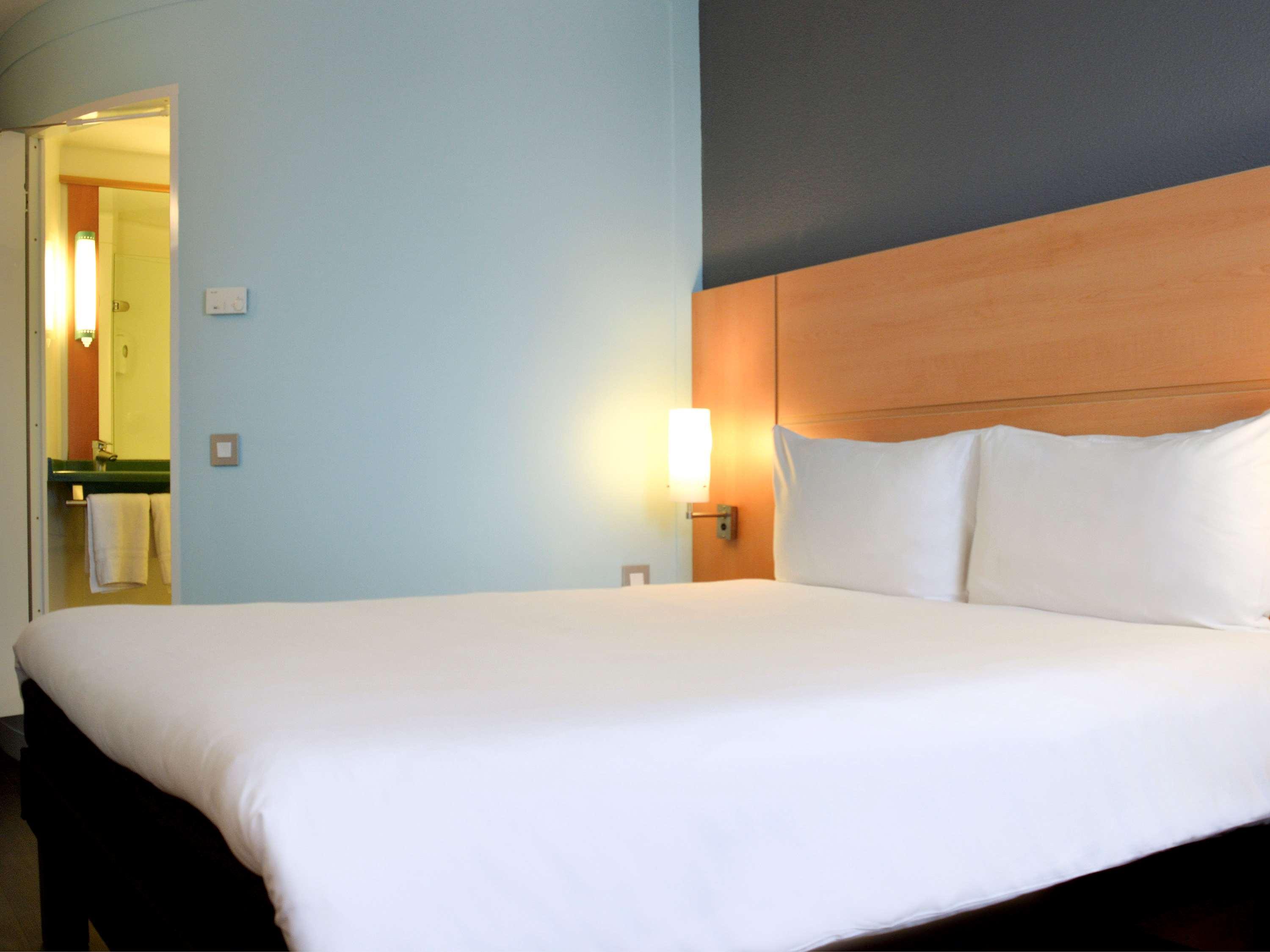 Ibis London Thurrock M25 Grays Экстерьер фото
